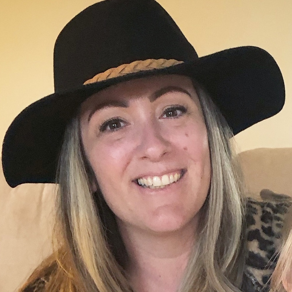 Meet your Posher, Nicole